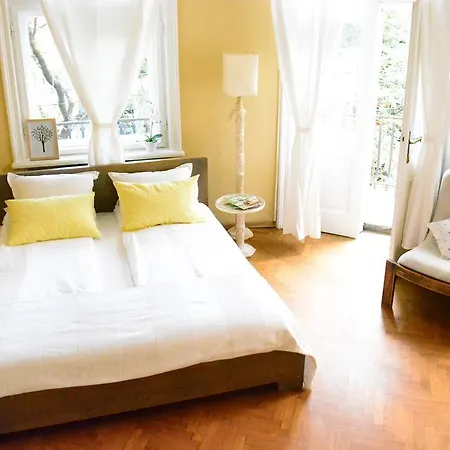 Zaho's Place Apartment